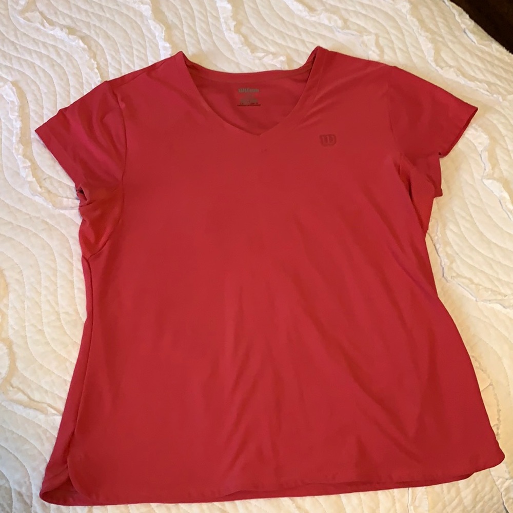 Women’s WILSON athletic top Sz L Pink